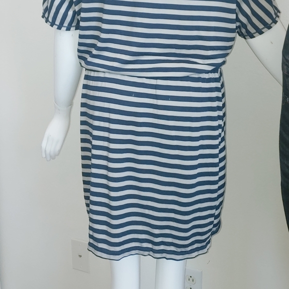 Max Studio Size S - Picture 7 of 16